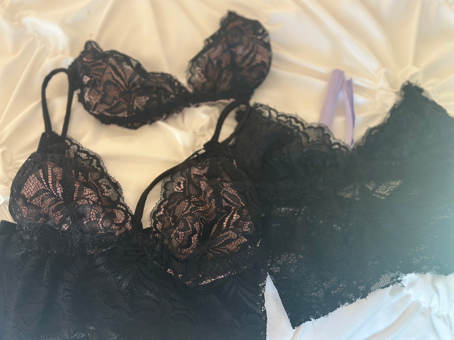 All Eyes On You Bralette — Black & Pink